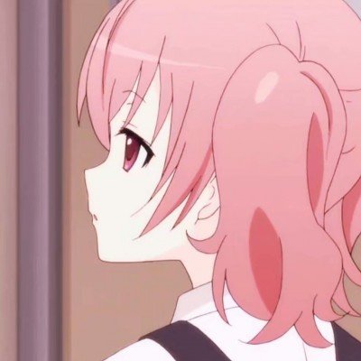 轮椅老人碾压熟睡小狗致其吃痛逃走